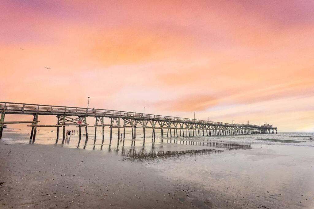 Oceanview 3-Story Getaway W/ 3 Decks, Pool, Game Room Myrtle Beach Luaran gambar