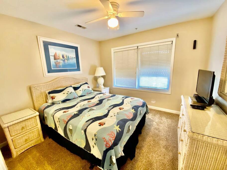 Oceanview 3-Story Getaway W/ 3 Decks, Pool, Game Room Myrtle Beach Luaran gambar